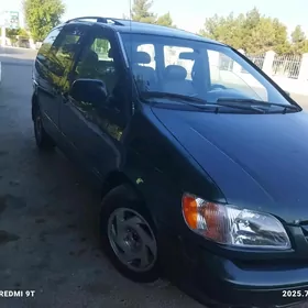 Toyota Sienna 2000