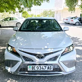 Toyota Camry 2022