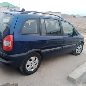 Opel Zafira 2004
