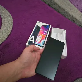 A70 6/128gb arzan