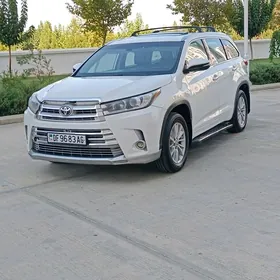 Toyota Highlander 2018