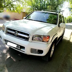 Nissan Pathfinder 2001