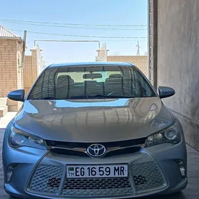 Toyota Camry 2016