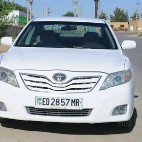 Toyota Camry 2010
