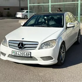 Mercedes-Benz C350 2009