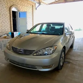 Toyota Camry 2003