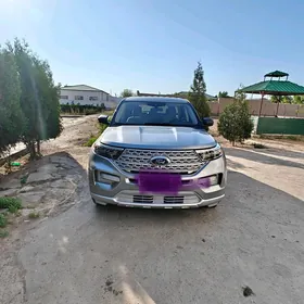 Ford Explorer 2021