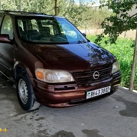 Opel Sintra 1999