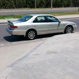 Toyota Camry 2000