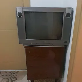 Televizor