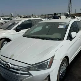 Hyundai Elantra 2020