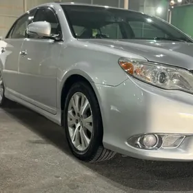 Toyota Avalon 2012