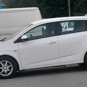 Chevrolet Aveo 2011