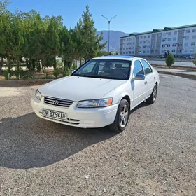 Toyota Camry 1997