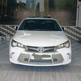 Toyota Camry 2016