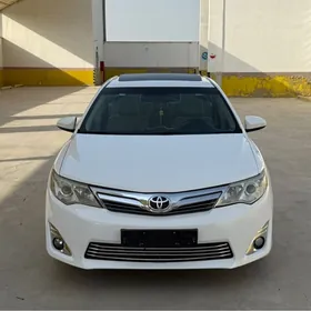 Toyota Camry 2013