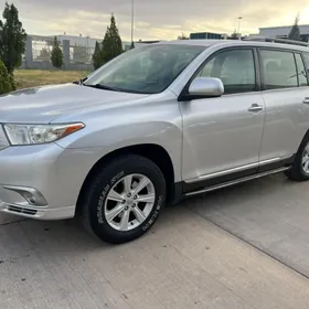 Toyota Highlander 2011