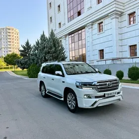 Toyota Land Cruiser 2018