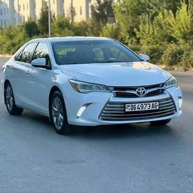 Toyota Camry 2017