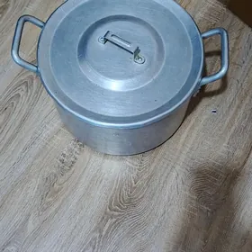 кастрюля алюминиевая