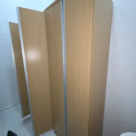 Шкаф