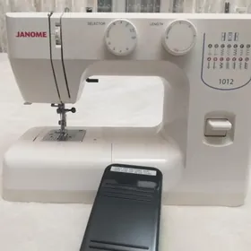 Швейная машинка Janome