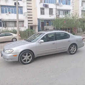 Infiniti I30 2001