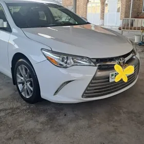 Toyota Camry 2016