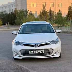 Toyota Avalon 2013