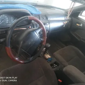 Nissan Cefiro 1995