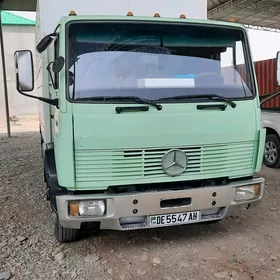 Mitsubishi Canter 1985