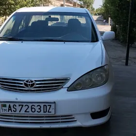Toyota Camry 2004