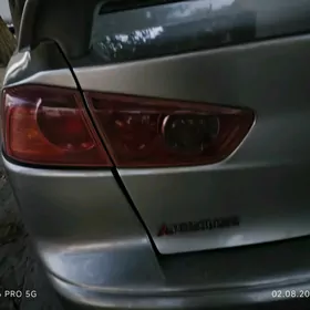mitsubishi lanser fara
