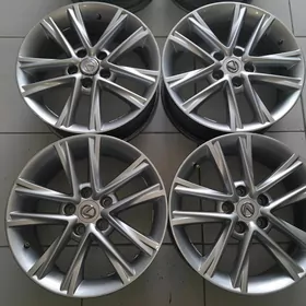 Lexus disga 17 lik