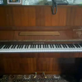 pianino