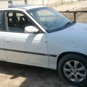 Opel Astra 1995