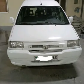 Peugeot 108 2000