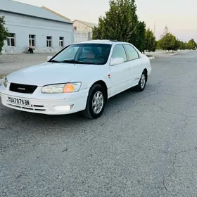 Toyota Camry 1999