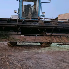 MTZ T-28 1990