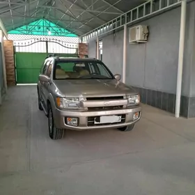 Nissan Pathfinder 2002