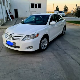 Toyota Camry 2011