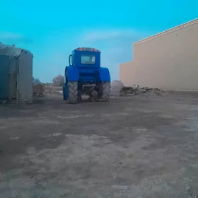 MTZ T-28 1990