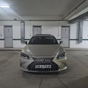 Lexus ES 350 2020