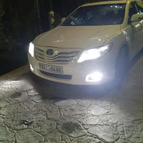 Toyota Camry 2010