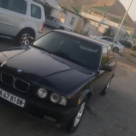BMW 525 1990