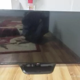 telewizor LG 42lik.