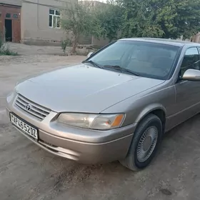 Toyota Camry 1999