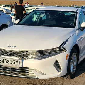 Kia K5 2022