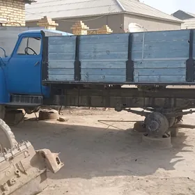 Gaz 52 1987