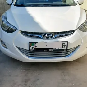 Hyundai Elantra 2013